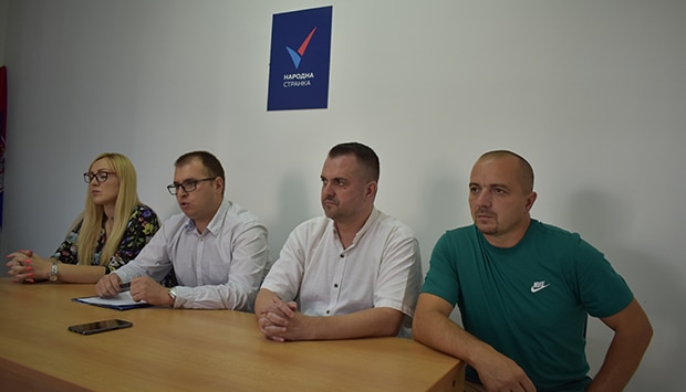 Predstavnici narodne stranke u Vranju
